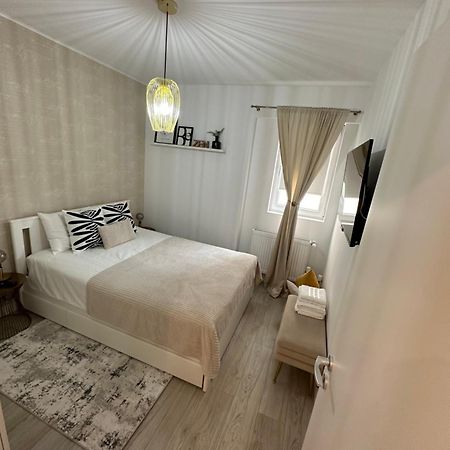 Boutique Apartment Букурещ Екстериор снимка